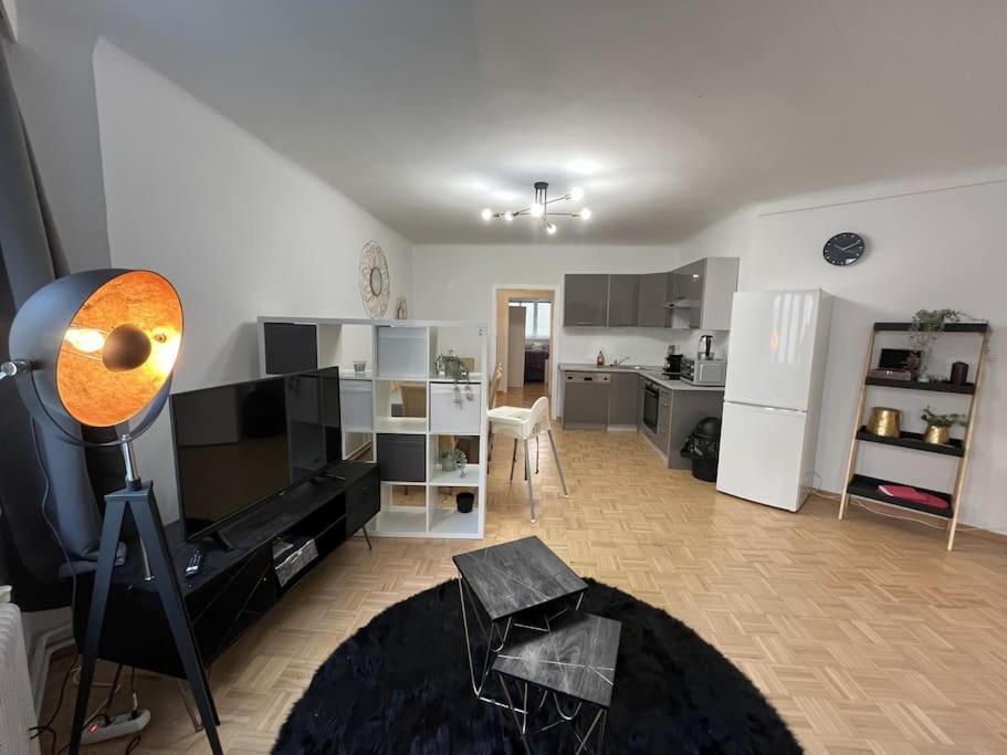 *Luxurious And Spacious Family Apartment* Viena Exterior foto