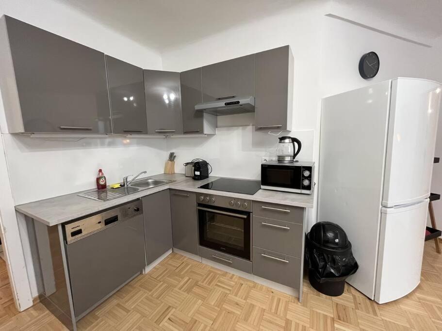 *Luxurious And Spacious Family Apartment* Viena Exterior foto